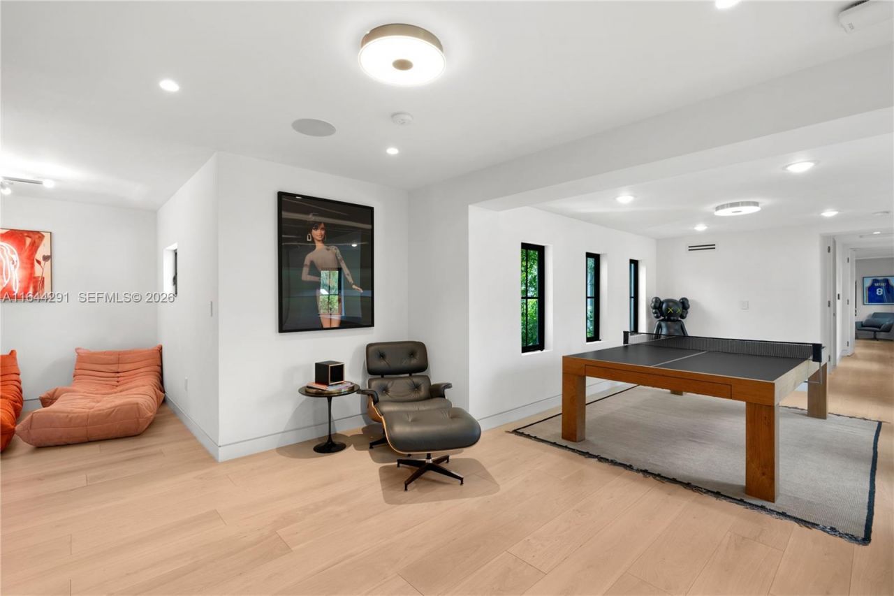 4442 Prairie Ave, Miami Beach, FL 33140 Photo