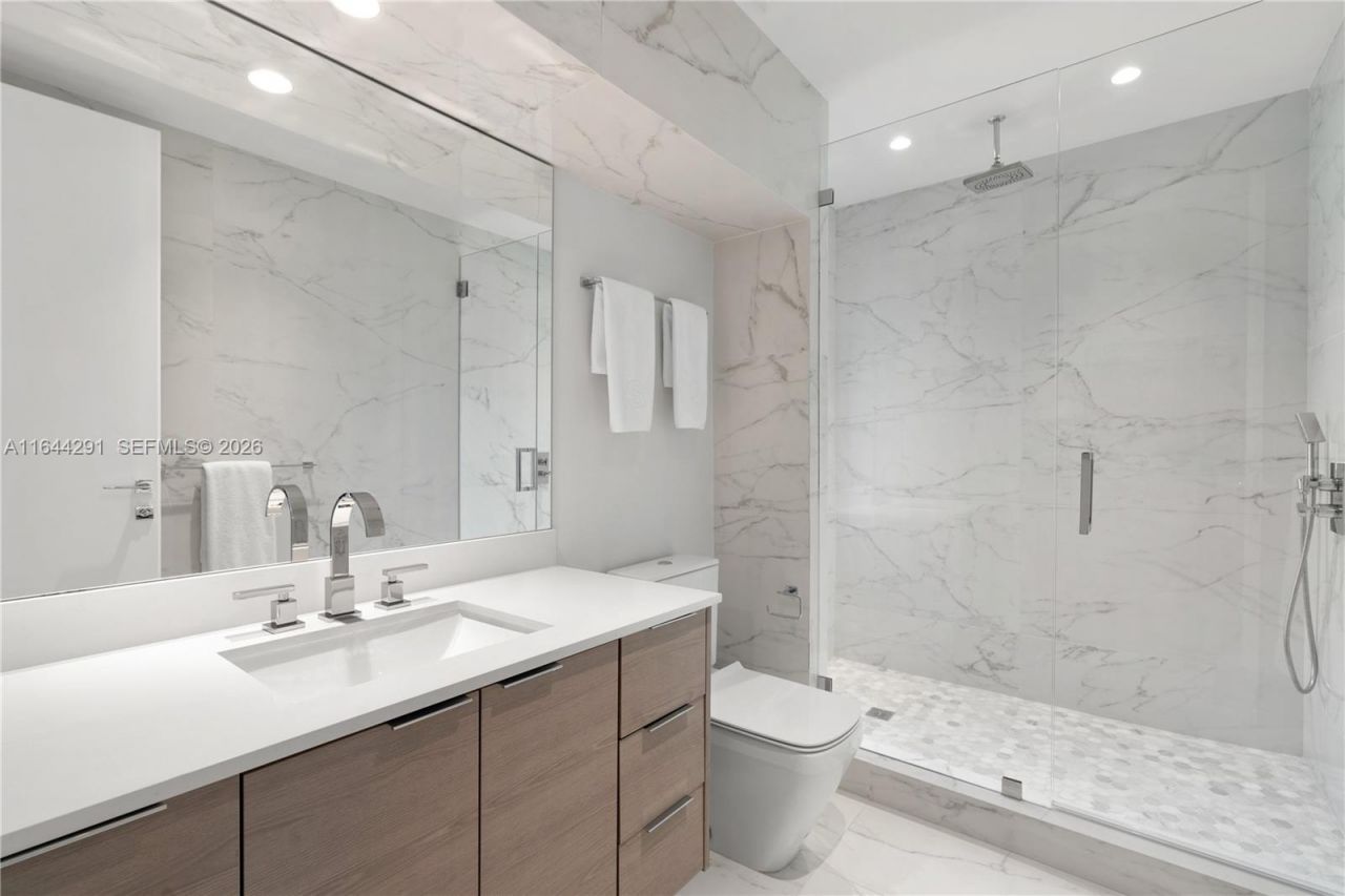 4442 Prairie Ave, Miami Beach, FL 33140 Photo