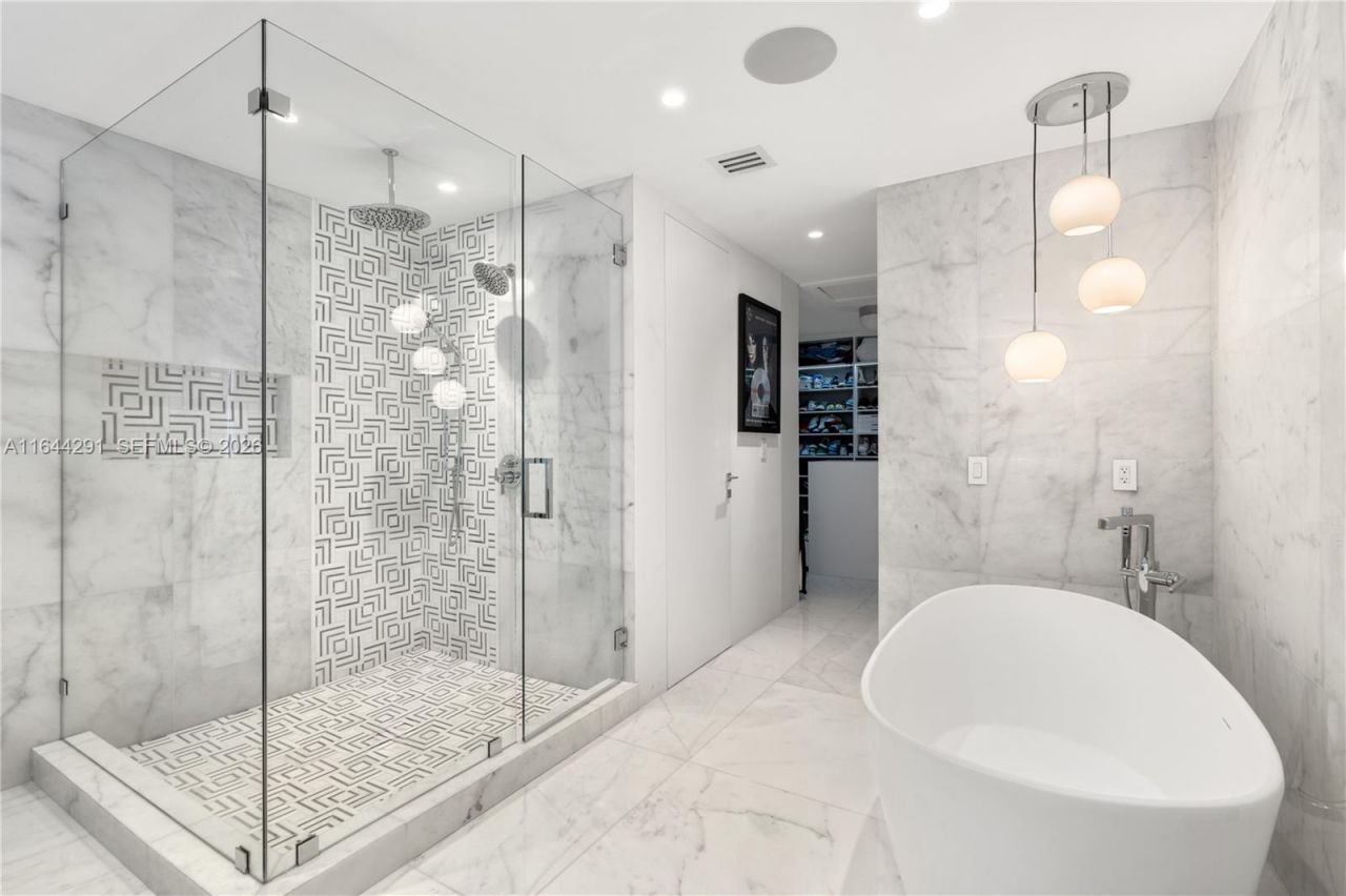 4442 Prairie Ave, Miami Beach, FL 33140 Photo