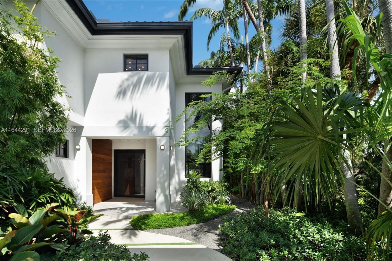 4442 Prairie Ave, Miami Beach, FL 33140 Photo