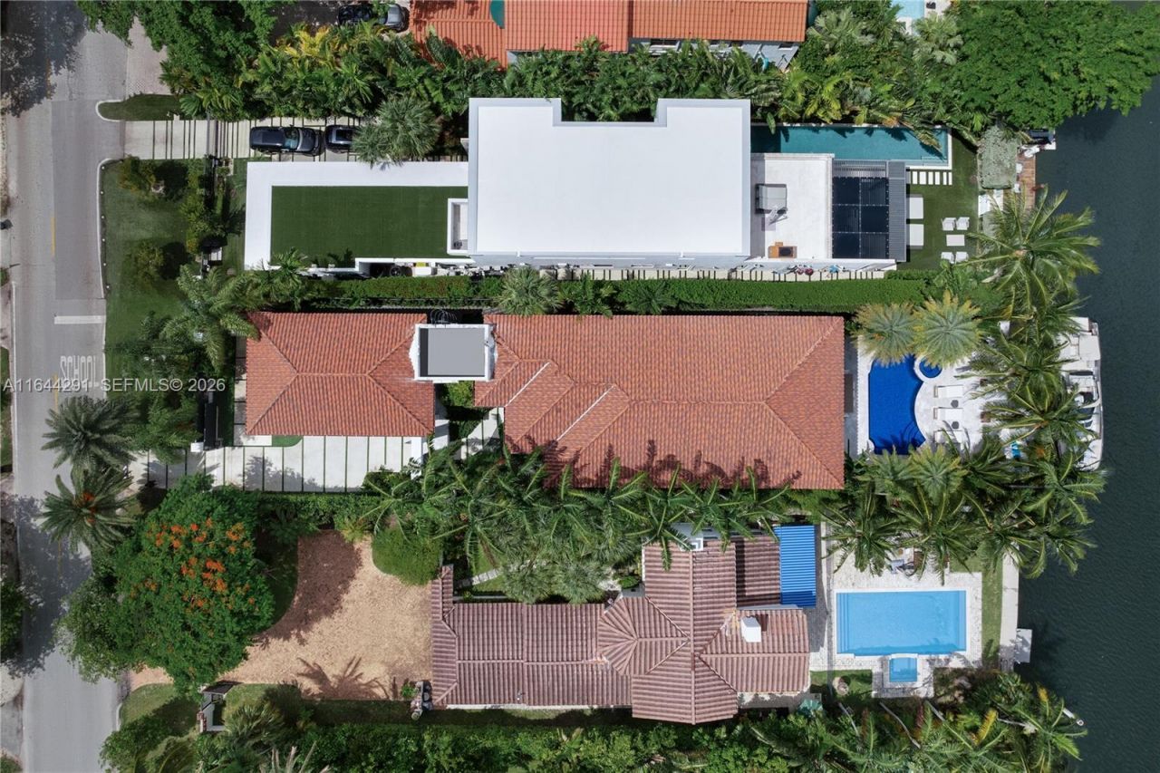 4442 Prairie Ave, Miami Beach, FL 33140 Photo