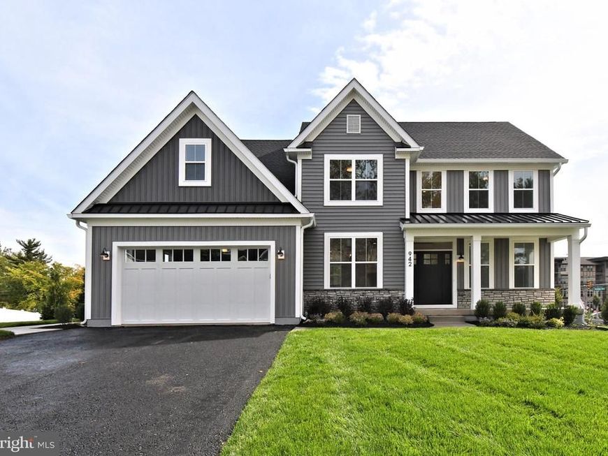 942 Stein Court, Warminster, PA 18974 Main Photo