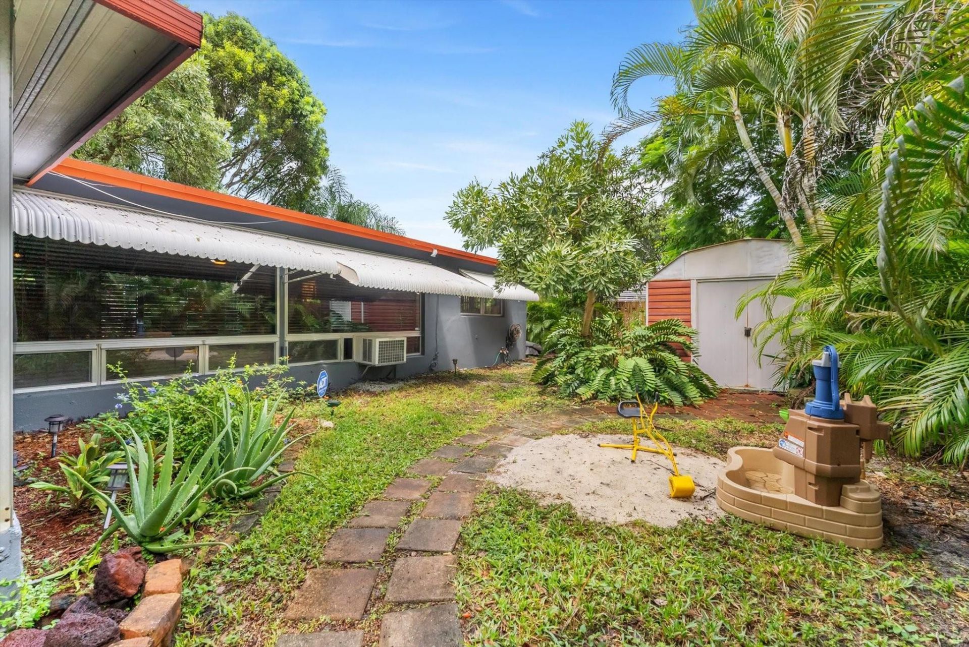 1428 E River Dr, Margate, FL 33063 Photo