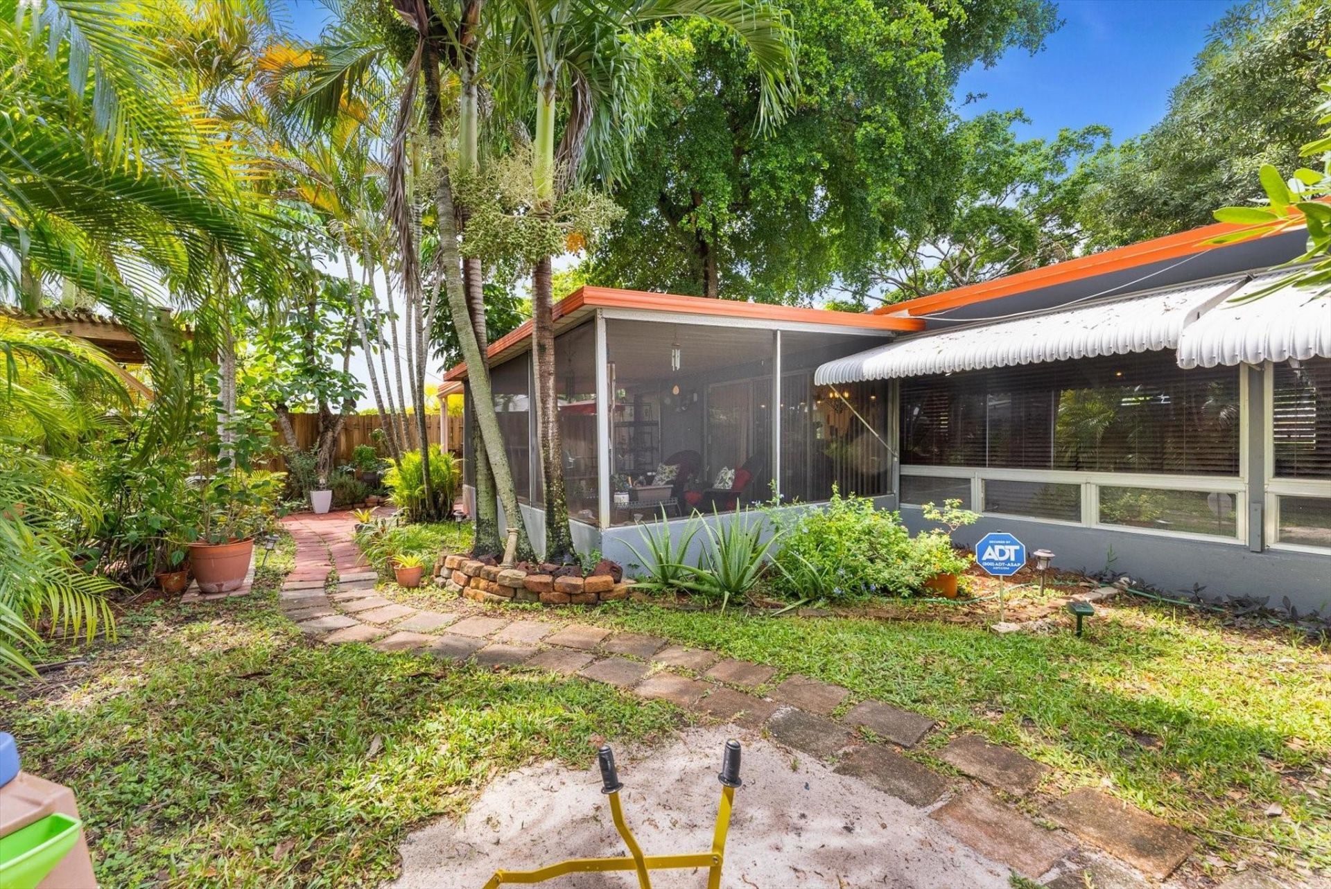 1428 E River Drive, Margate, FL 33063 Photo