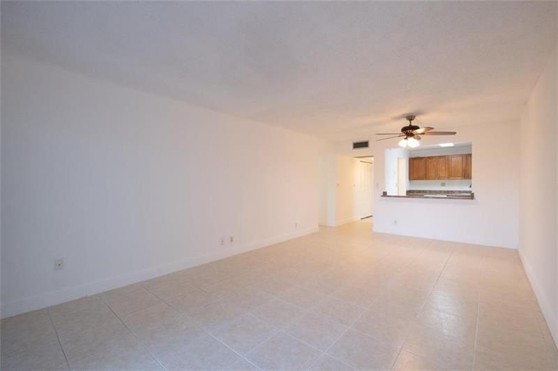 9233 SW 8th Street, Unit 222, Boca Raton, FL 33428 Photo