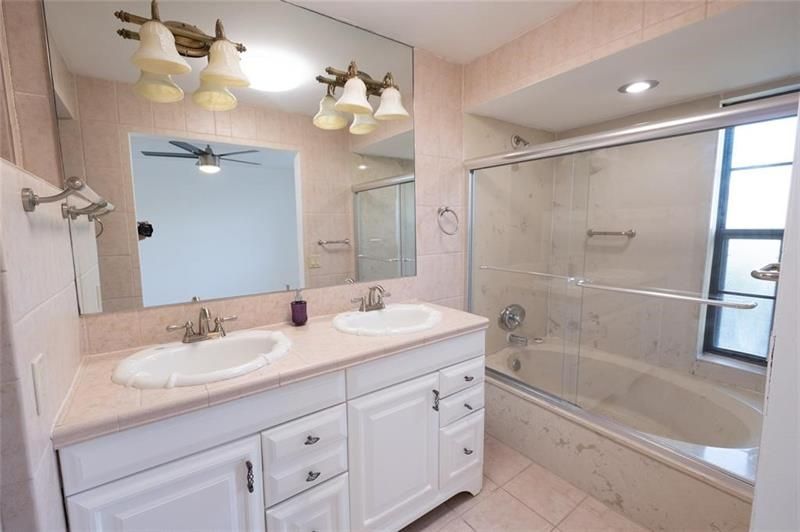 9233 SW 8th Street, Unit 222, Boca Raton, FL 33428 Photo