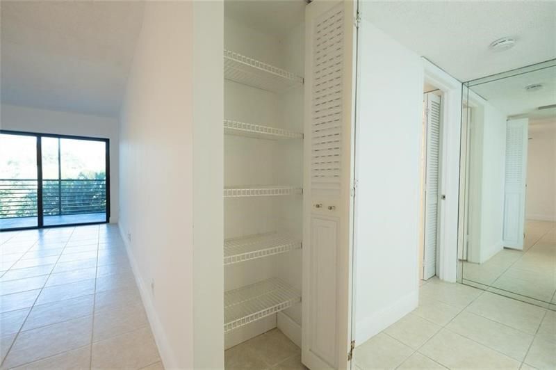 9233 SW 8th Street, Unit 222, Boca Raton, FL 33428 Photo