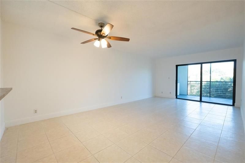 9233 SW 8th Street, Unit 222, Boca Raton, FL 33428 Photo
