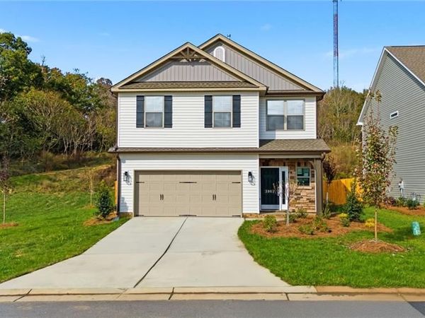 2962 Flat Rock Drive, Winston-Salem, NC 27127