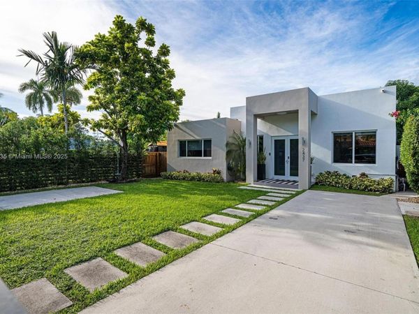 2437 SW 25th Ter, Miami, FL 33133