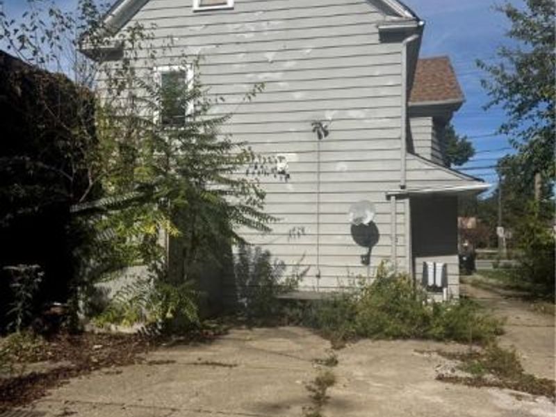 5806 Fleet Avenue, Cleveland, OH 44105 Photo 18