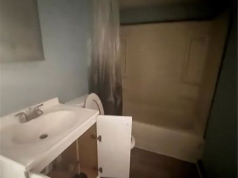 5806 Fleet Avenue, Cleveland, OH 44105 Photo 41