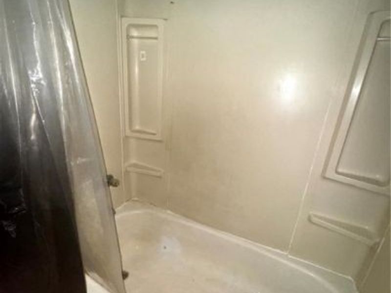 5806 Fleet Avenue, Cleveland, OH 44105 Photo 44