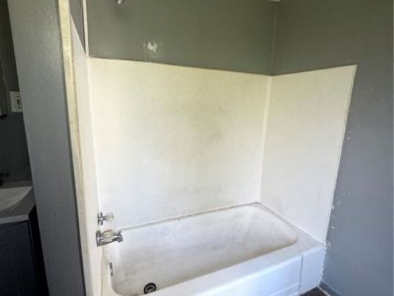 5806 Fleet Avenue, Cleveland, OH 44105 Photo 8