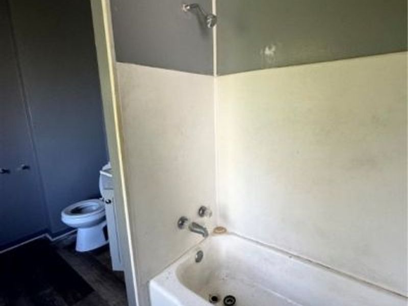 5806 Fleet Avenue, Cleveland, OH 44105 Photo 9