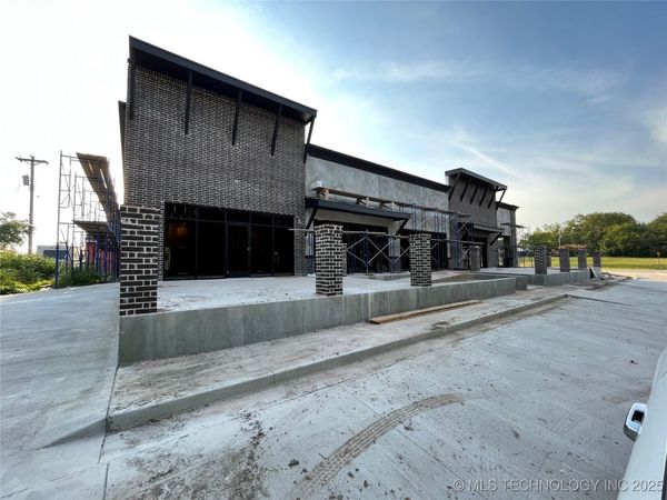 1801 Main Street , Collinsville, OK 74021