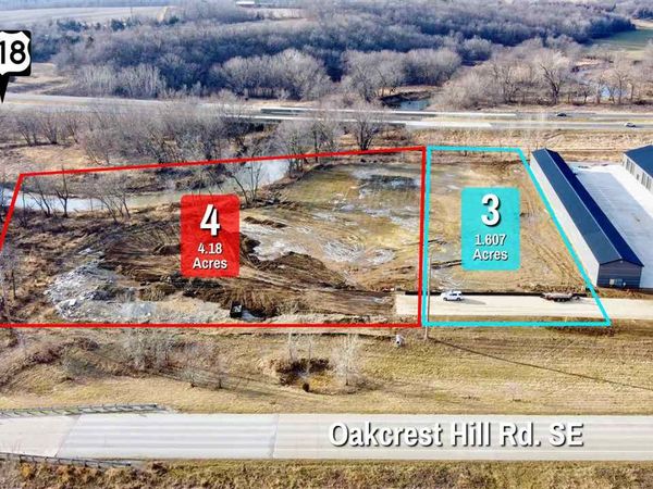 5319 Oak Crest Hill RD SE, Hills, IA 52235