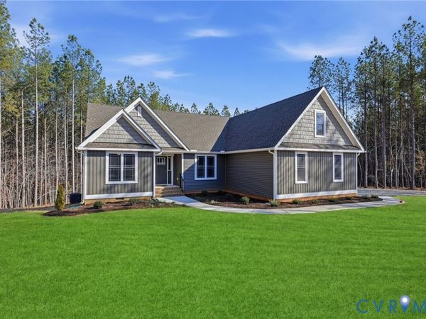 2214 Walnut Tree Boulevard, Powhatan, VA 23139