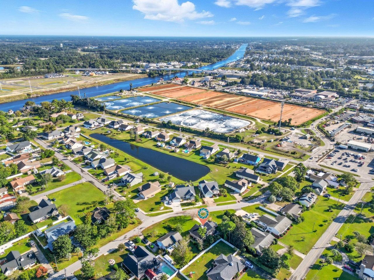 609 Bay St. Photo 37