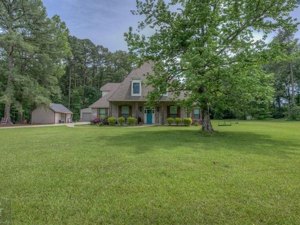 7453 Shirley Francis Road , Shreveport, LA 71129