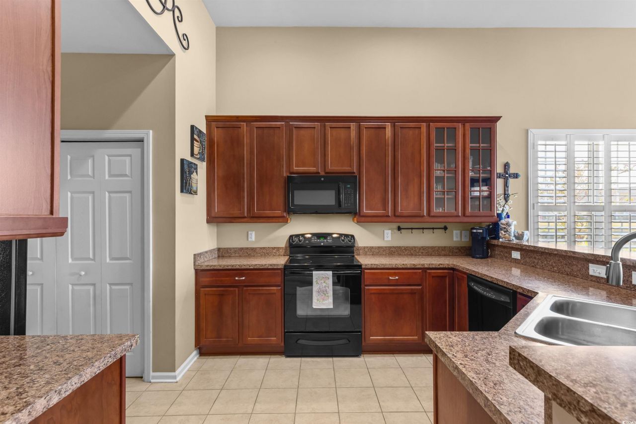 3233 Volterra Way Photo 10