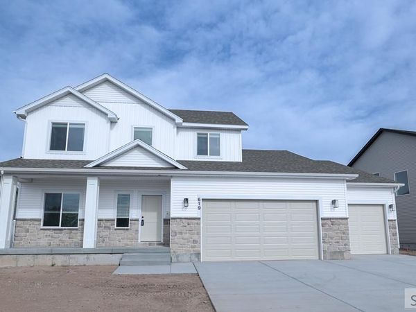 619 Curlew Drive, AMMON, ID 83401