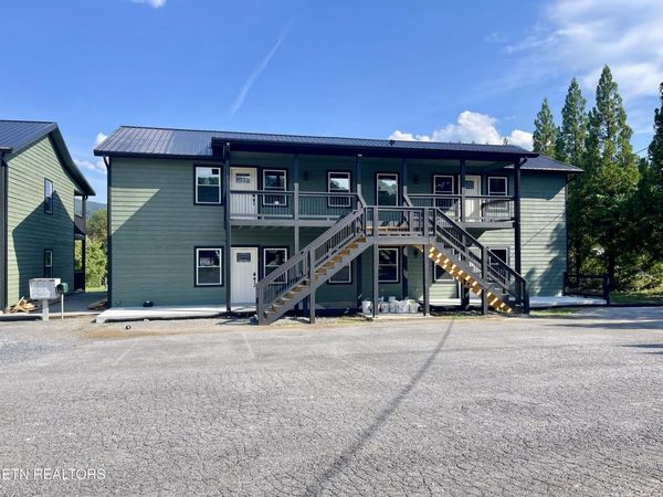 3771 Wears Valley Rd , Sevierville, TN 37862