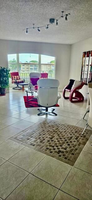 2700 Sunrise Lakes Drive W, Unit 301, Sunrise, FL 33322 Photo