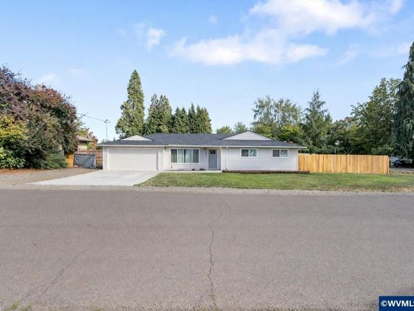 3994 Crestview Dr S, Salem, OR 97302
