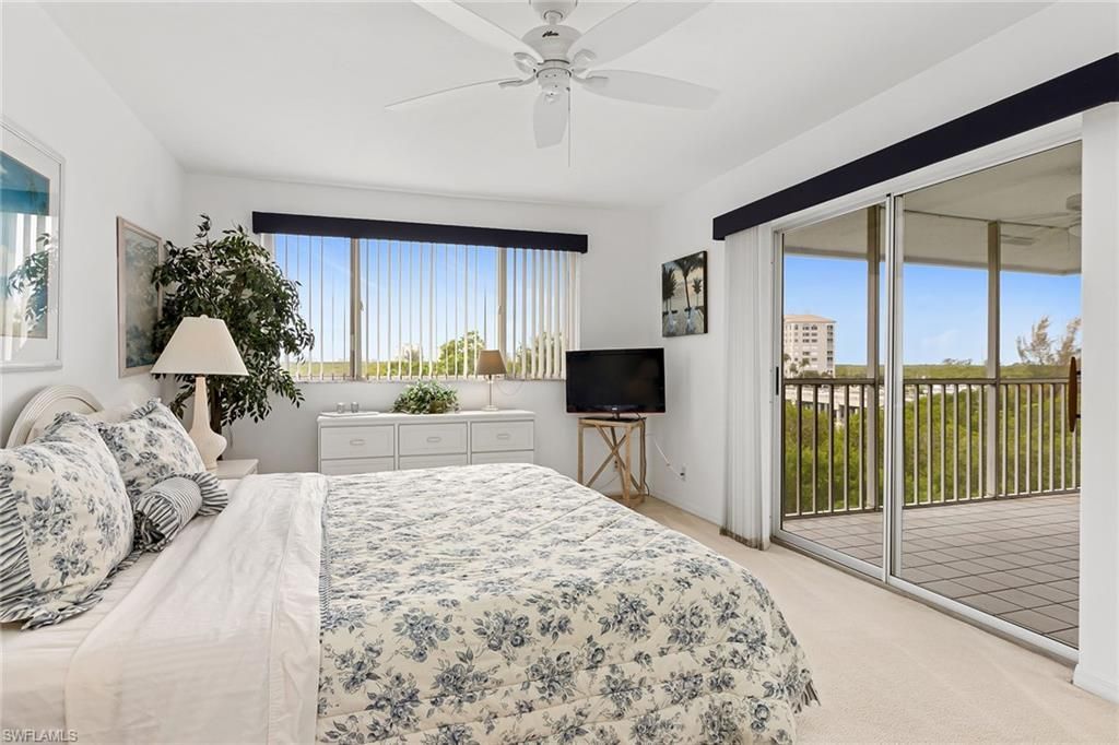 300 Horse Creek Dr, Unit 408, Naples, FL 34110 Photo