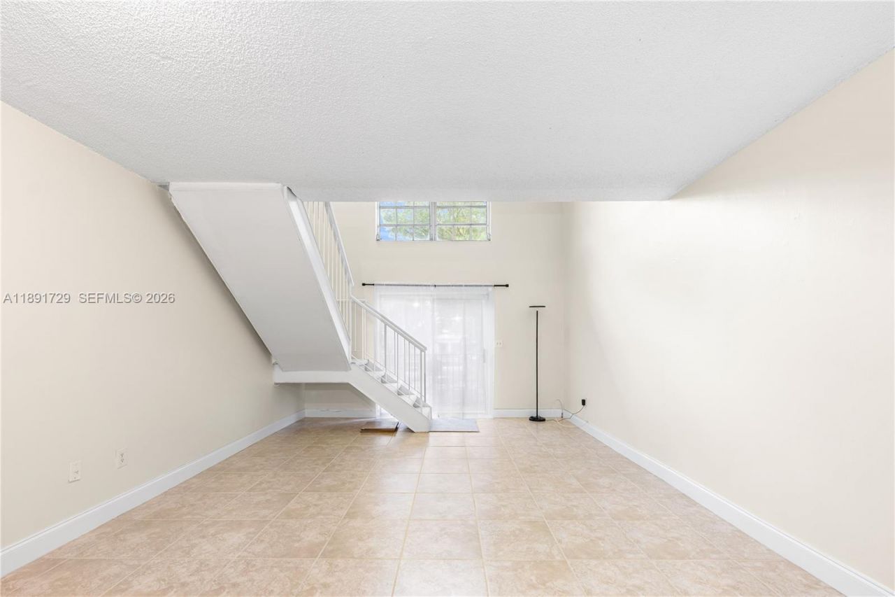 8500 SW 109th Ave, Unit 6-207, Miami, FL 33173 Photo