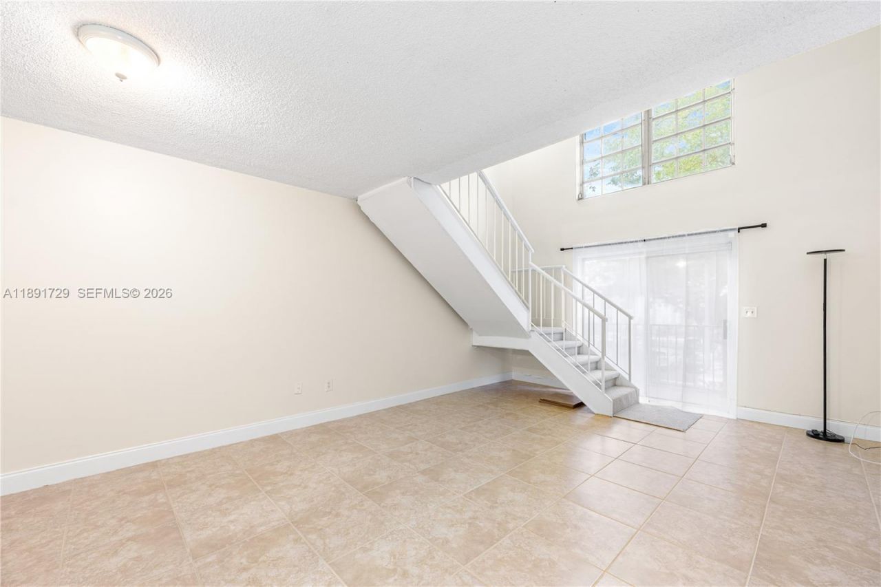8500 SW 109th Ave, Unit 6-207, Miami, FL 33173 Photo