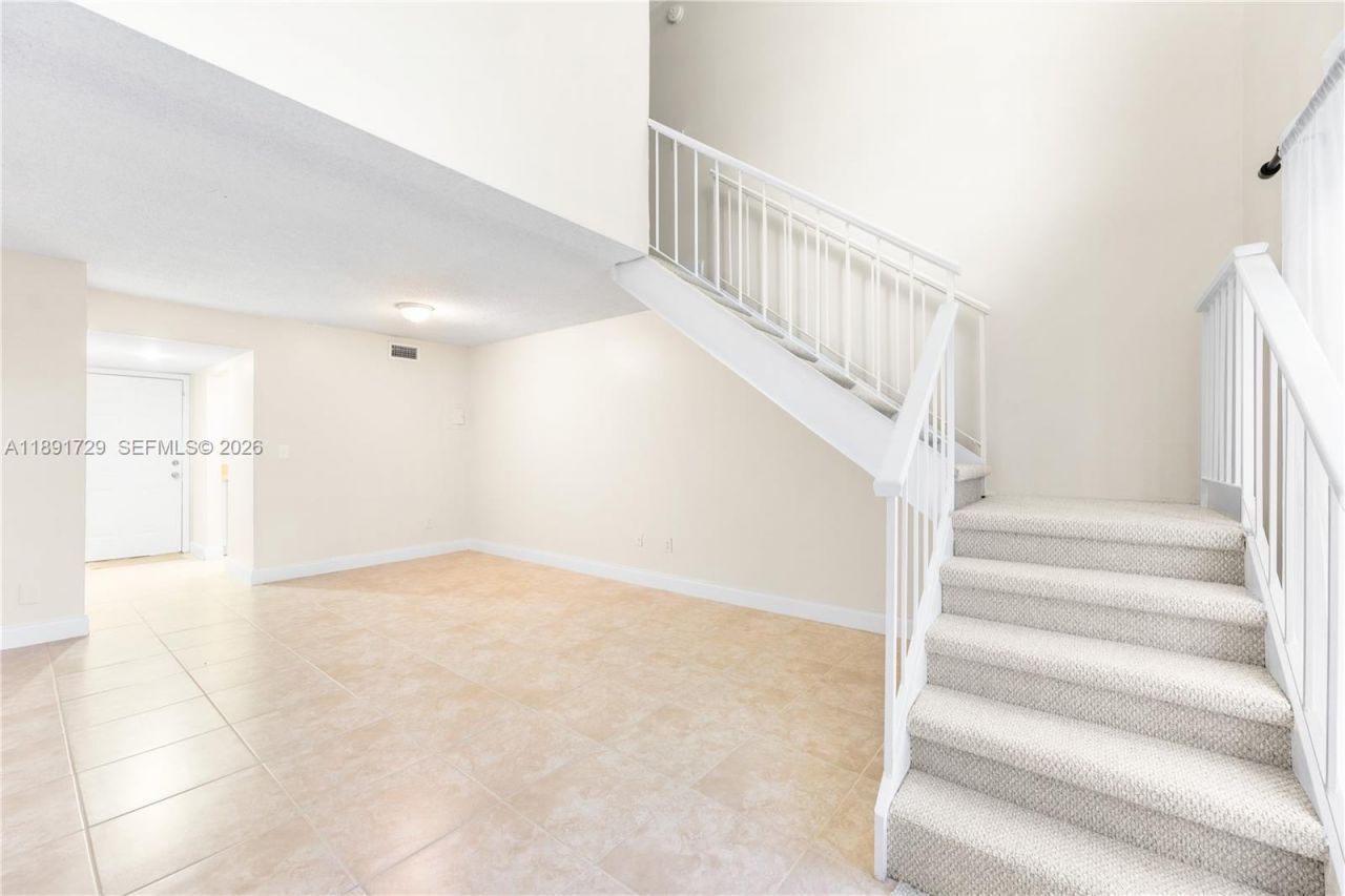 8500 SW 109th Ave, Unit 6-207, Miami, FL 33173 Photo