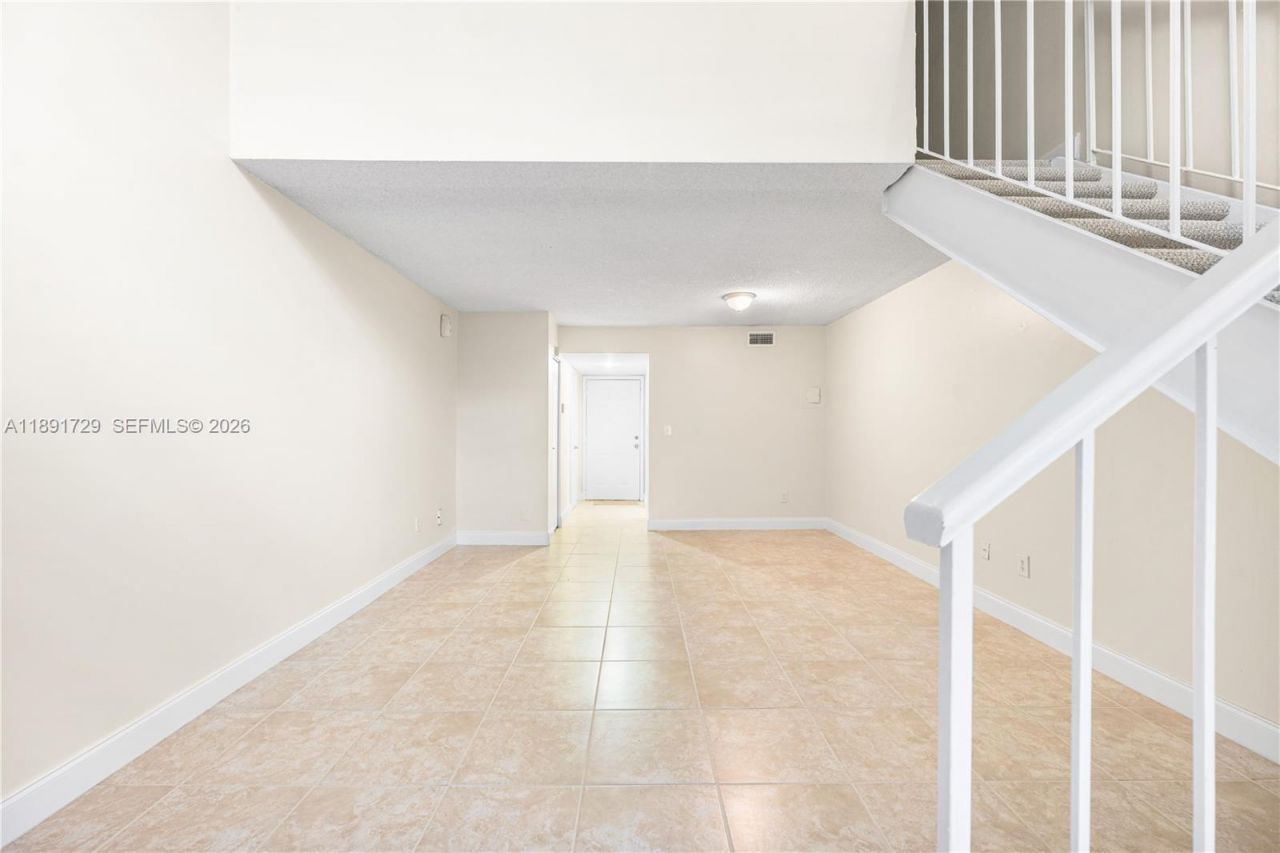 8500 SW 109th Ave, Unit 6-207, Miami, FL 33173 Photo