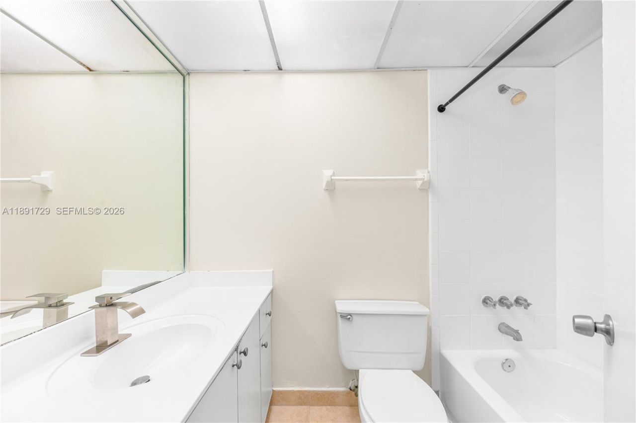 8500 SW 109th Ave, Unit 6-207, Miami, FL 33173 Photo