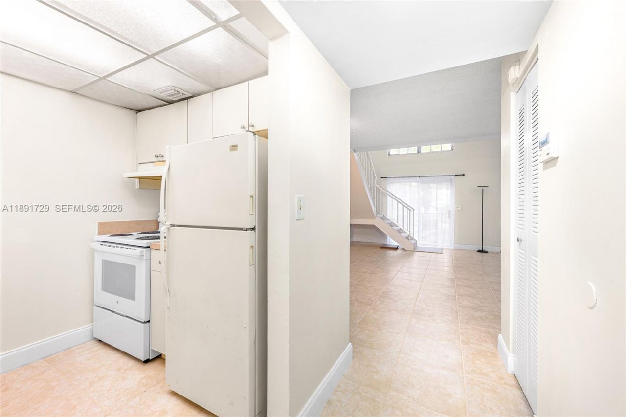 8500 SW 109th Ave, Unit 6-207, Miami, FL 33173 Photo