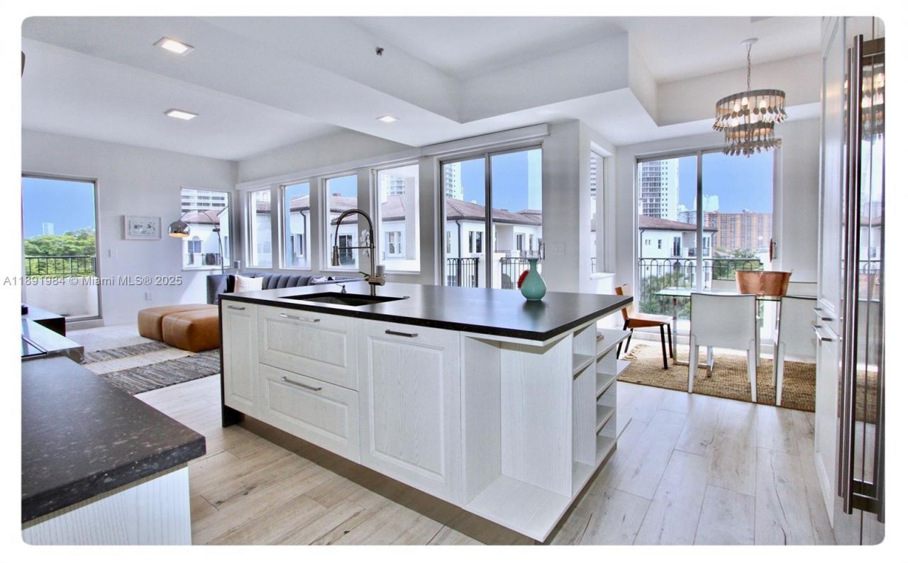 3500 Island Blvd, Unit DPH01, Aventura, FL 33160 Photo