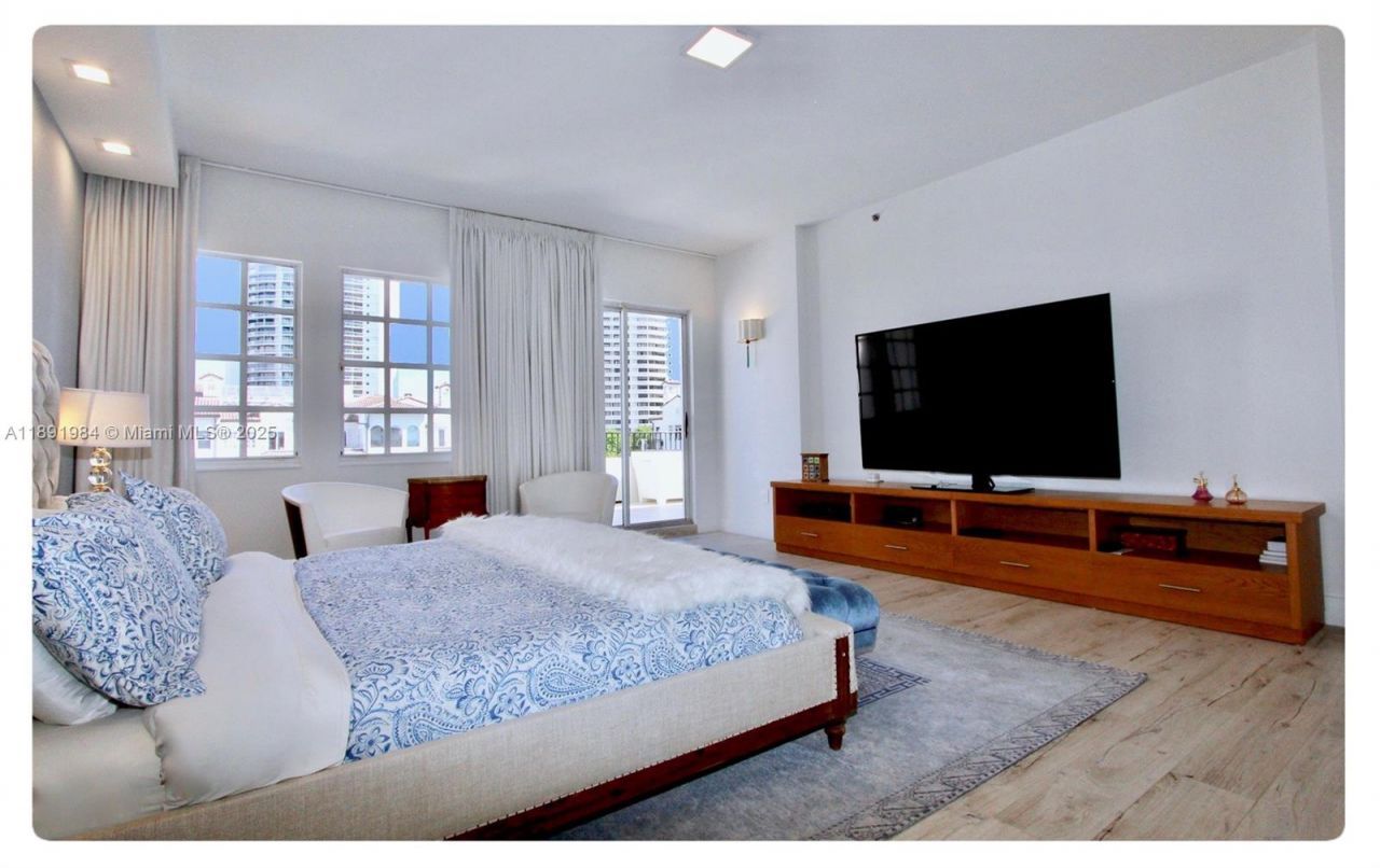 3500 Island Blvd, Unit DPH01, Aventura, FL 33160 Photo