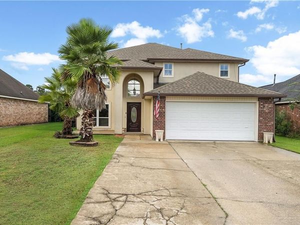 26414 MAPLEWOOD Drive, Denham Springs, LA 70726