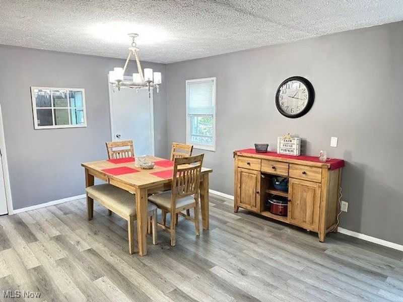 2194 Santom Road E, Stow, OH 44224 Photo 8