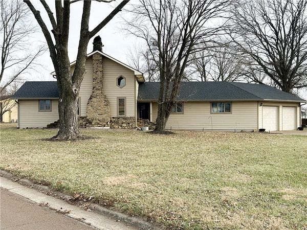 201 Percy Lane, Brookfield, MO 64628