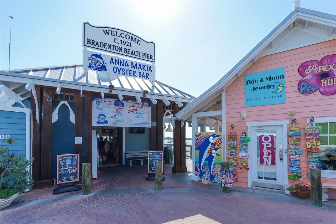 5911 39th Avenue W, Bradenton, FL 34209 Photo