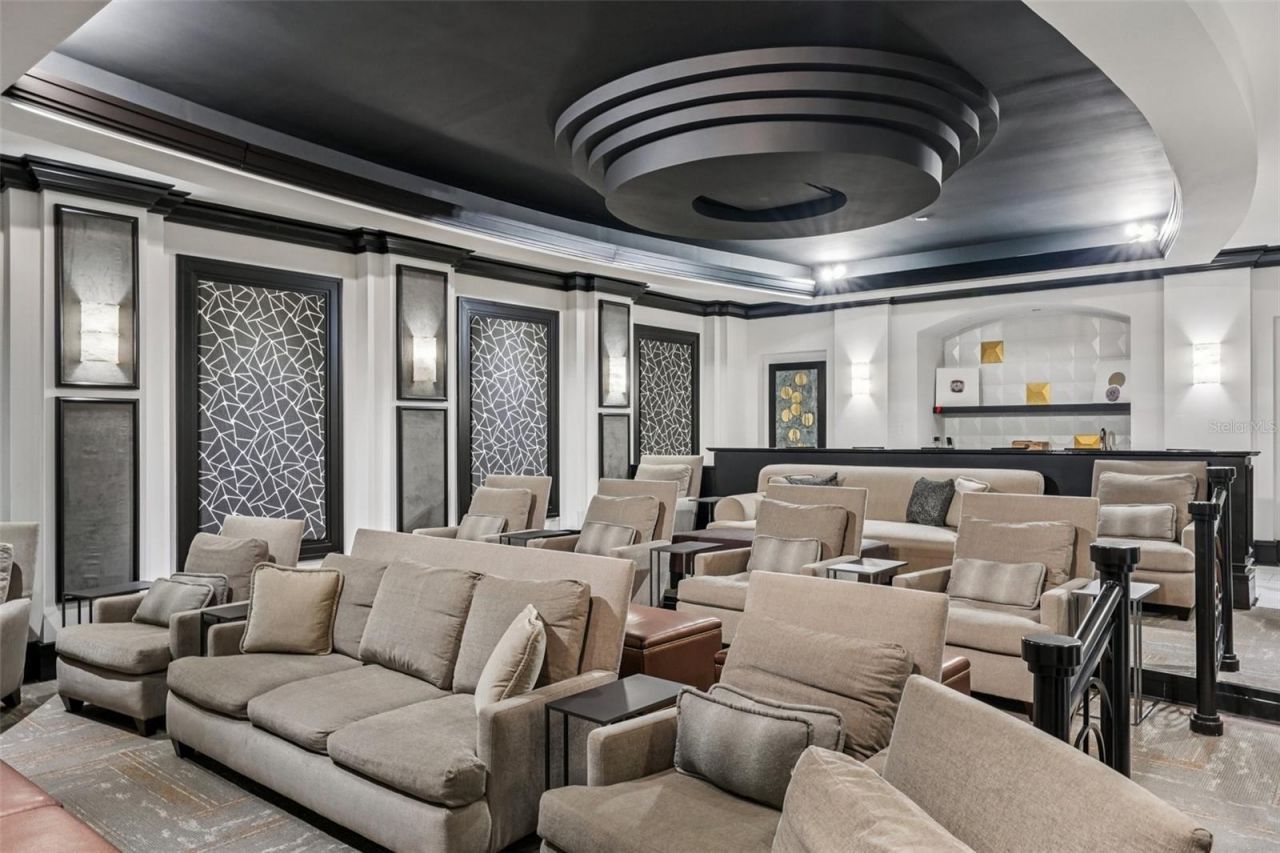 5823 Bowen Daniel Drive, Unit 902, Tampa, FL 33616 Photo