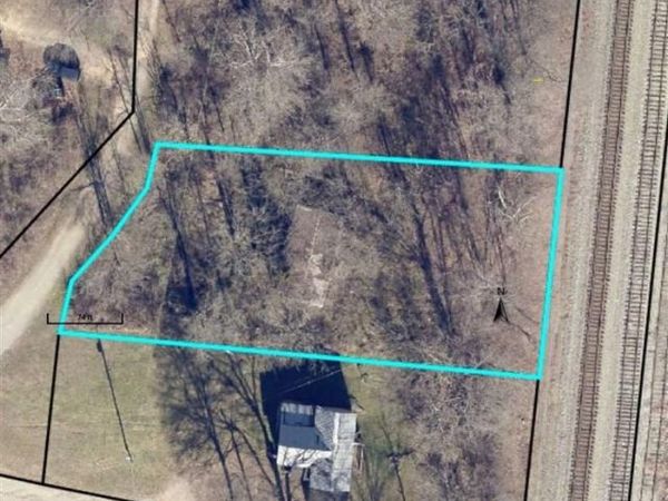 104 Catholic Hill Road, Bonnieville, KY 42713
