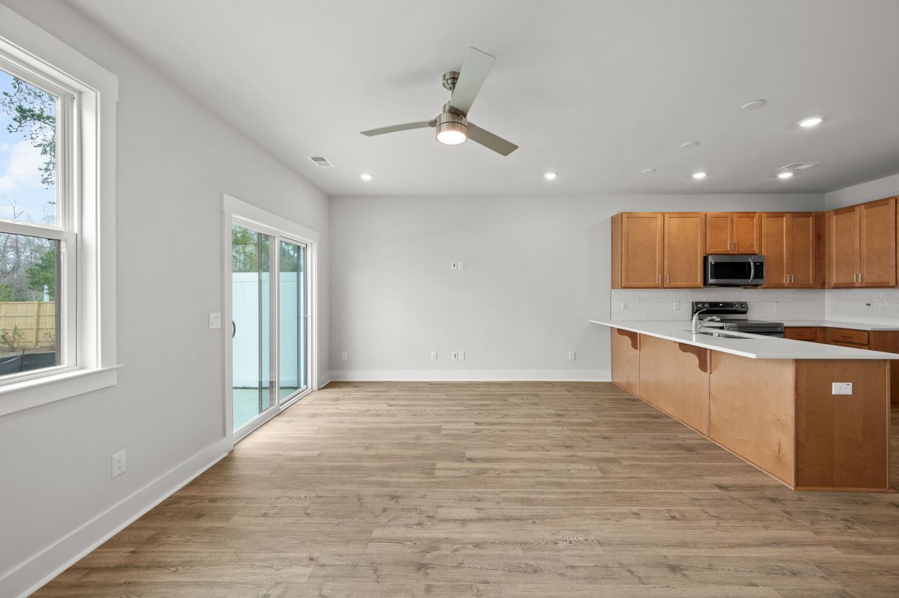 358 Bremerton Drive Photo 11