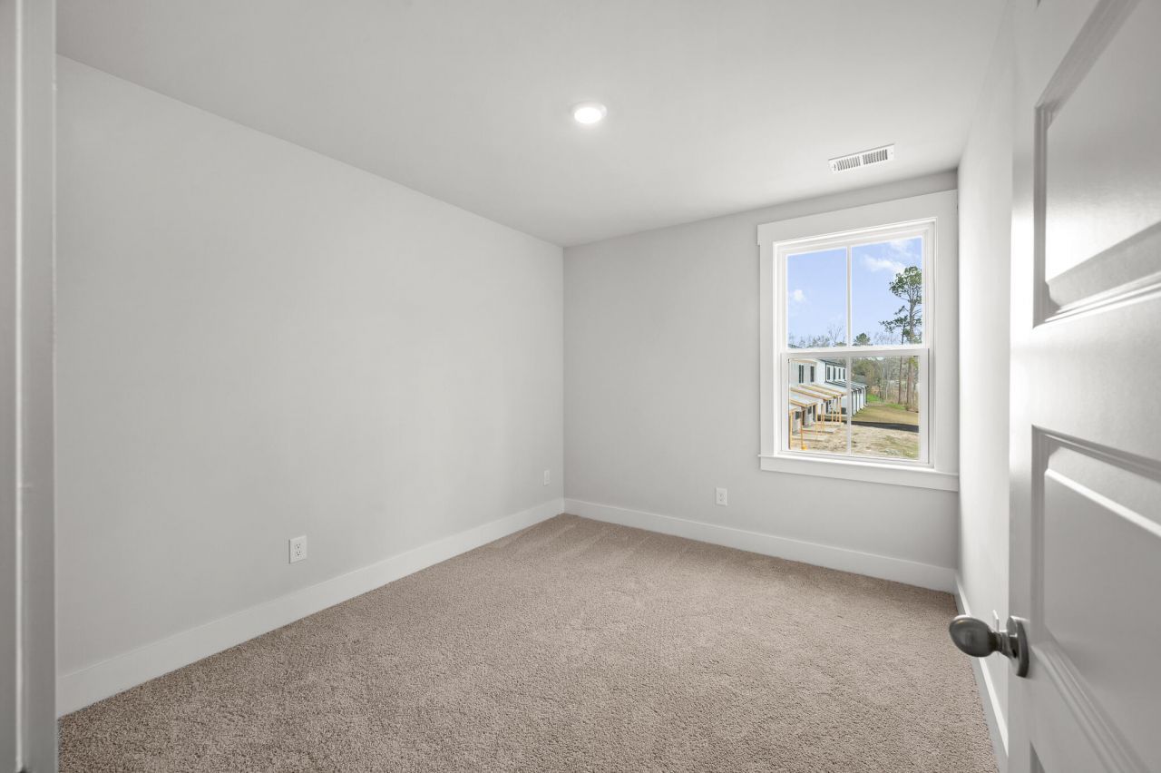 358 Bremerton Drive Photo 23