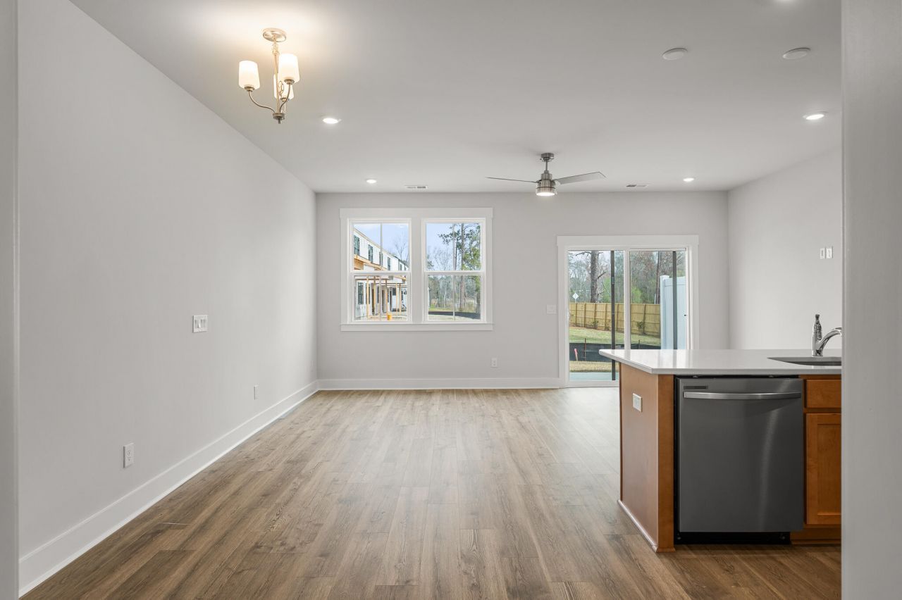 358 Bremerton Drive Photo 6