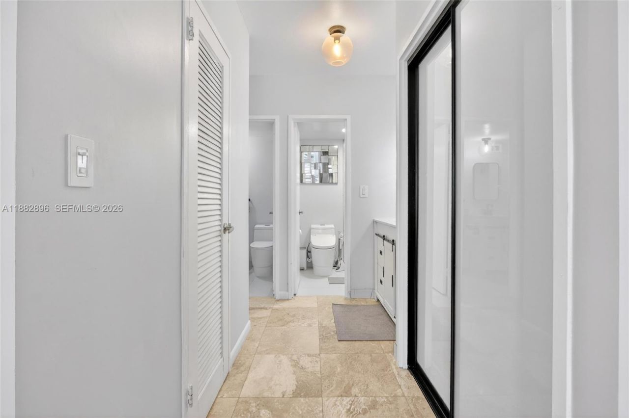 5700 Collins Ave, Unit 3M, Miami Beach, FL 33140 Photo