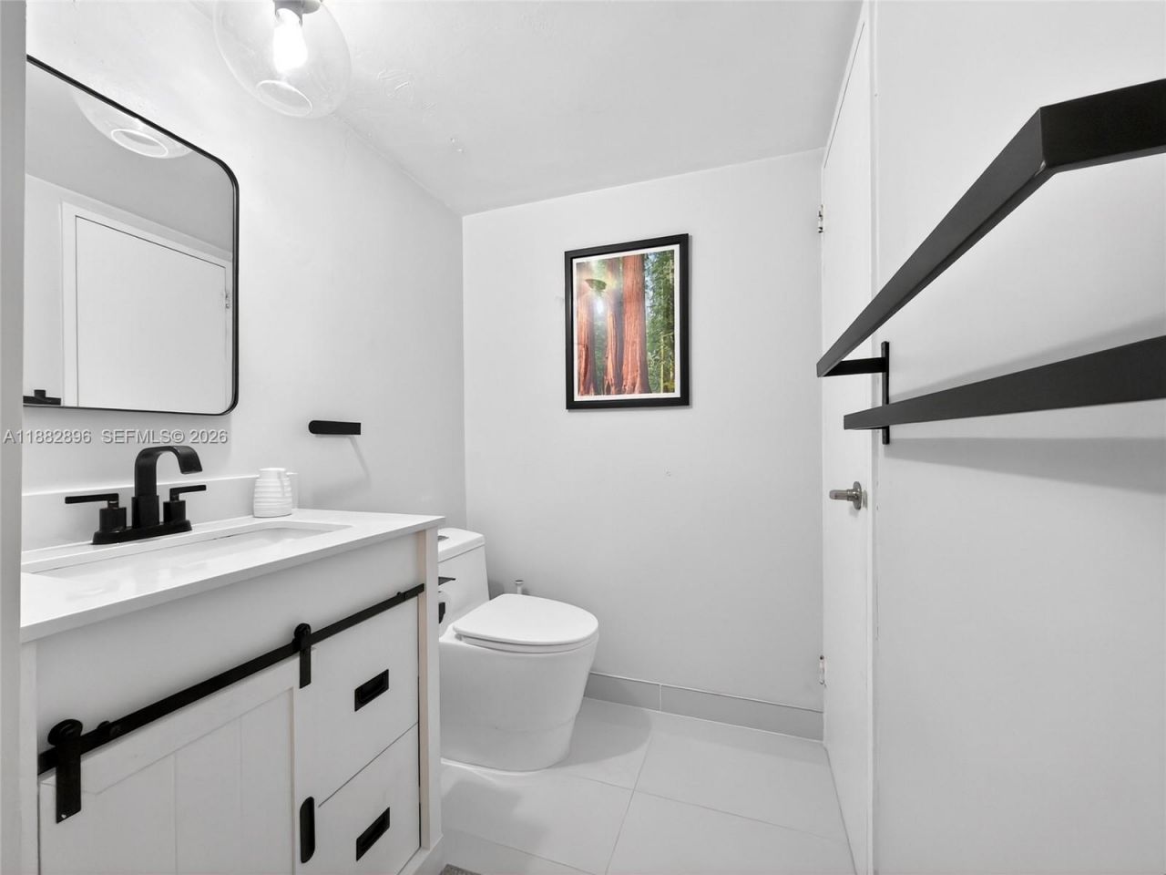 5700 Collins Ave, Unit 3M, Miami Beach, FL 33140 Photo