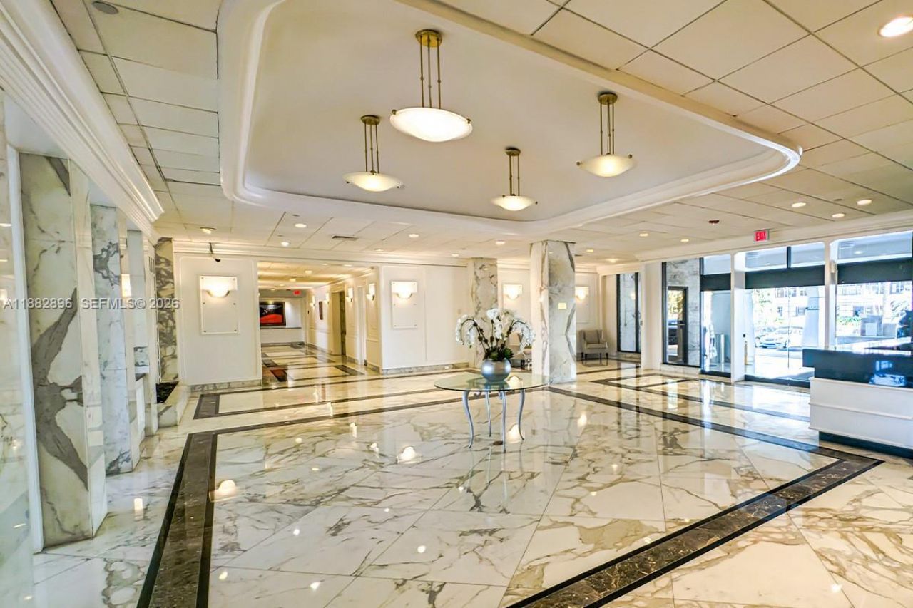 5700 Collins Ave, Unit 3M, Miami Beach, FL 33140 Photo